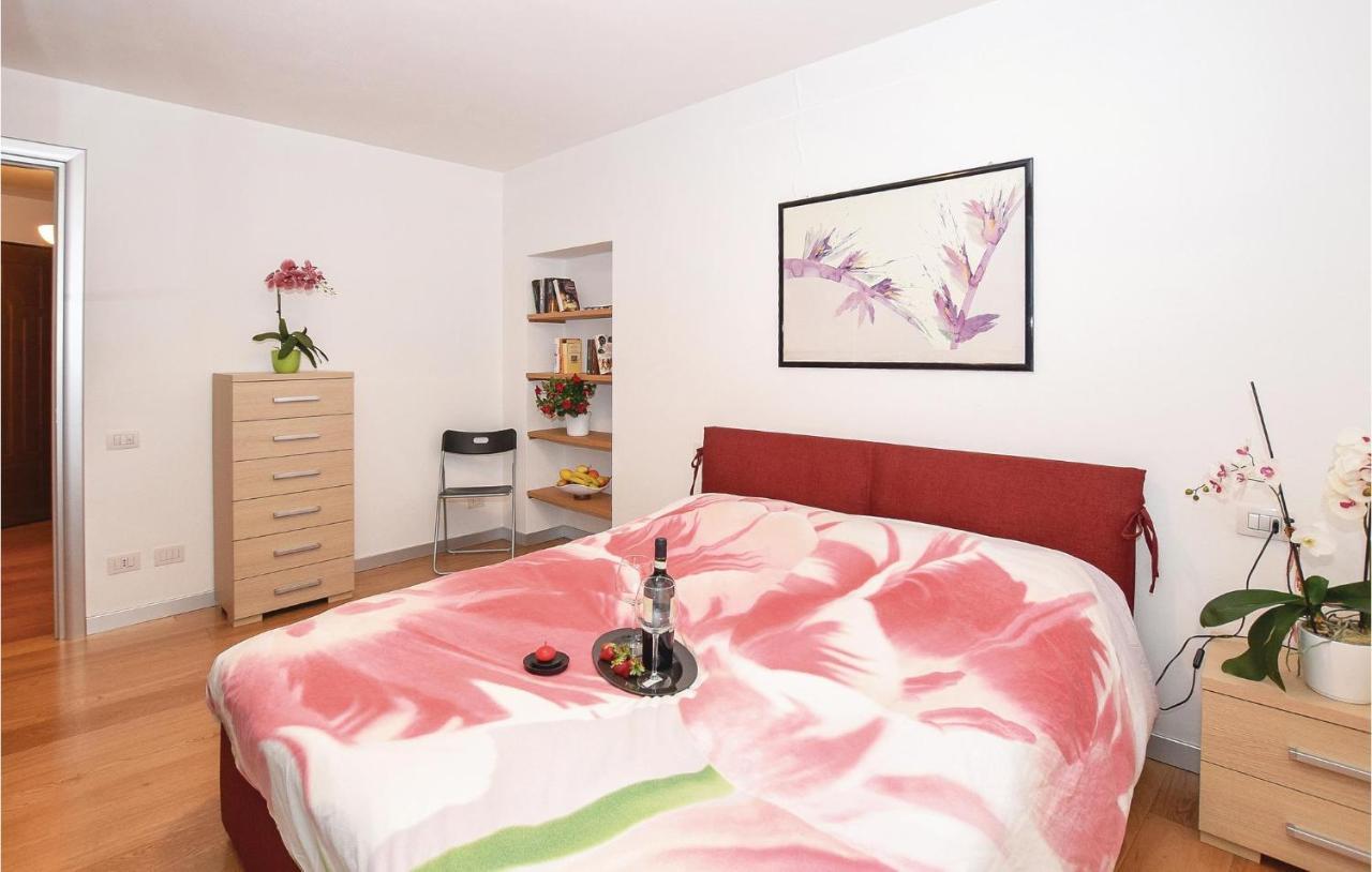 Casa Capestalozzi Apartment Chiavenna Bagian luar foto