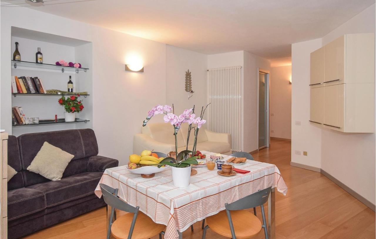 Casa Capestalozzi Apartment Chiavenna Bagian luar foto